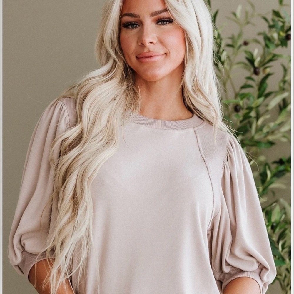 NEW Liam & Co.Linley Bishop Sleeve Blouse Medium Goat/Beige